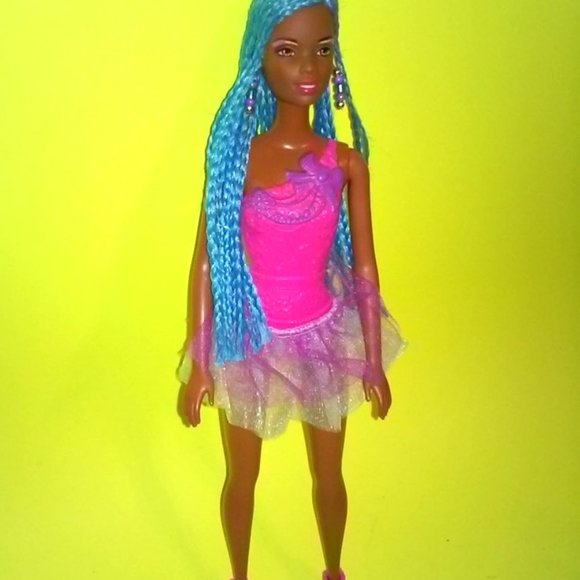 Barbie Doll Christie Ballet Dancer with Blue Braids Hairstyle - Picture 5 of 12